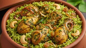 ఆంధ్రా స్పెషల్ గోంగూర చికెన్ బిర్యానీ..ఇలా చేశారంటే మతి పోయే రుచి