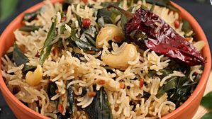 Karivepaku pulao : వాసనకే కడుపు నిండిపోయే కరివేపాకు పులావ్..ఇలా చేసుకుంటే సూపర్ టేస్ట్