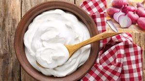 పెరుగుతో వీటిని అస్సలు తినకూడదు!..ఆయుర్వేదం చెబుతున్న రహస్యం