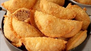 తింటున్న కొద్దీ ఇంకా ఇంకా అనిపించే కజ్జికాయలు..పర్ఫెక్ట్ టేస్ట్ తో ఎలా చేసుకోవాలంటే..