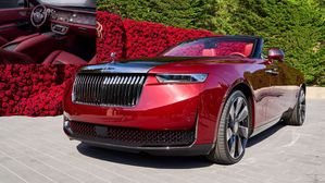 ప్రపంచంలో అత్యంత ఖరీదైన కారు ఇదే..మస్క్,బెజోస్,అంబానీ,అదానీ కాదు..ఓనర్ ఎవరో తెలుసా?