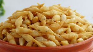 టీ తాగుతూ,సినిమా చూస్తూ,కబుర్లు చెప్పుకుంటూ తినడానికి బెస్ట్ స్నాక్ ఇదే..క్రిస్పీగా ఎలా చేసుకోవాలంటే