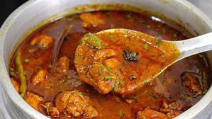 ఇంట్లోనే రెస్టారెంట్ స్టైల్ చికెన్ కుర్మా.. పూరీ,రాగి సంగటితో తింటే కిర్రాక్..ఎలా చేసుకోవాలంటే