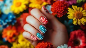 ఓ మై గాడ్..నెయిల్ పాలిష్‌ అమ్మాయిలకు షాకింగ్.. 