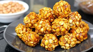 నోరూరించే పల్లీ ఉండలు..ఏ స్వీట్ అయినా దీని ముందు జుజుబీ..ఎలా చేసుకోవాలంటే..