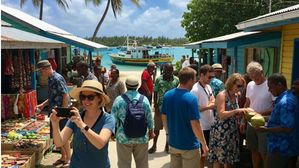 సంవత్సరానికి 40 మంది మాత్రమే సందర్శించిన దేశం ఏదో తెలుసా..నార్త్ కొరియా దీనికన్నా బెటర్ 