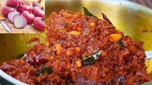 తల్లి ప్రేమను మించిన రుచి..ఉల్లిపాయ నిల్వ పచ్చడి ఇలా చేసుకోండి..అన్నం,టిఫిన్స్ లోకి 2 నెలలు సెట్