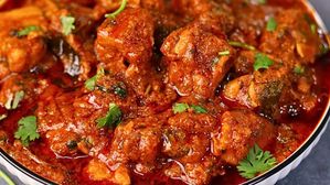 ఉల్లిపాయ ఎండుమిర్చి పేస్ట్ తో..ఇలా చికెన్ కర్రీ చేస్తే వావ్ అనాల్సిందే