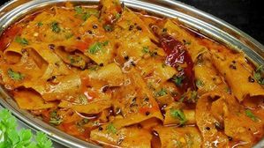 ఇంట్లో కూరగాయలు లేవా? 15 నిమిషాల్లో నోరూరించే రాజస్తానీ మసాలా పాపడ్ కర్రీ