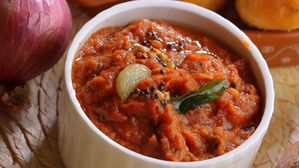 తమిళనాడులో బండ్ల మీద చేసే ఉల్లిపాయ చట్నీ..టిఫిన్స్ లోకి పర్ఫెక్ట్ సెట్