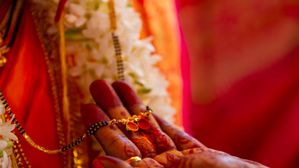 లవ్ మ్యారేజ్ VS అరేంజ్డ్ మ్యారేజ్..ఏది బెటర్?..సద్గురు జగ్గీ వాసుదేవ్ ఏమంటున్నారంటే...