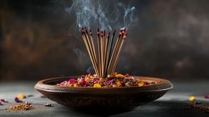 అగరబత్తీల పొగతో ఊపిరితిత్తులకు ముప్పు? డాక్టర్ తీవ్ర హెచ్చరిక!