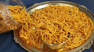 సాయంత్రం టీ టైమ్‌లో కరకరలాడే శనగపిండి కారప్పూస.. ఇంట్లోనే ఈజీగా చేసేయండిలా!