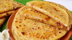 ఉగాది స్పెషల్ నేతి బొబ్బట్లు.. ఇలా చేస్తే పర్ఫెక్ట్‌ గా వస్తాయి..నోట్లో వేసుకోగానే వెన్నలా కరిగిపోతూ అమృతమే!