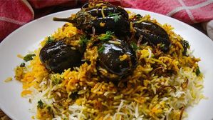 బిర్యానీని మించిన రుచితో గుత్తి వంకాయ పులావ్.. ఇలా చేస్తే లొట్టలేసుకుని తింటారు!