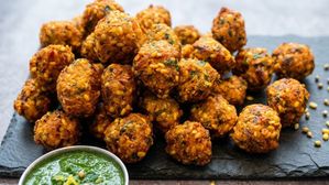 ప్రోటీన్ పుష్కలం, రుచి అద్భుతం..కరకరలాడే పెసరపప్పు మంగోడి..ఇలా చేసెయ్యండి..