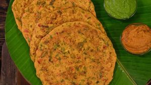 ఉదయం హడావిడిలో బెస్ట్ బ్రేక్ ఫాస్ట్.. కేవలం 10 నిమిషాల్లో శనగపిండి దోశ..ఎలా చేసుకోవాలంటే..