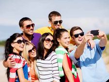 (ছবি) মোটা হয়েও ছবিতে রোগা লাগার উপায়