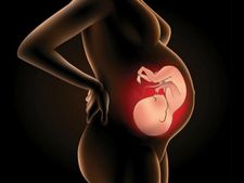 এই ৭ কারণের জন্য আপনার গর্ভের সন্তানের ক্ষতি হতে পারে