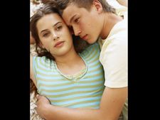 (ছবি) কীভাবে বুঝবেন আপনি মিথ্যা সম্পর্কে জড়িয়ে পড়েছেন?