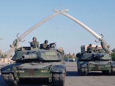 Top পৃথিবীর ১০-টি সবচেয়ে শক্তিশালী মিলিটারি