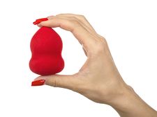 ডিম্বাকৃতির মেক-আপ স্পঞ্জ কিভাবে পরিষ্কার করতে হয়