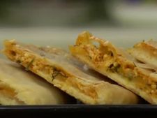 পনিরের কুলচা বানানোর সহজ পদ্ধতি