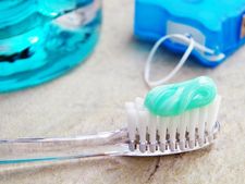 সঠিক টুথপেস্ট ব্যবহার না করলে আপনার মৃত্যু পর্যন্ত হতে পারে!