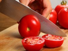 টমাটো খেলে কি সত্যিই ব্লাড প্রেসার কমে? 