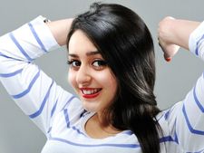 দুর্গা পুজো তো এসে গেল তাই চুল অনুযায়ী থাকলো কিছু স্টাইল টিপস