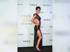 ভোগ বিউটি অ্যাওয়ার্ড: এই ১১ জন সুন্দরীর থেকে চোখ ফেরাতে পারবেন না আপনি!