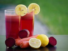 আপেল, বিট এবং গাজর এক সঙ্গে খেলে কি হতে পারা জানা আছে?