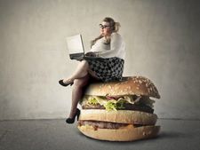 আপনি কি অতিরিক্ত ওজনের সমস্যায় ভুগছেন? তাহলে এই খাবারগুলি খাওয়া শুরু করুন! 