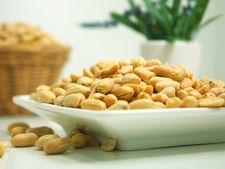 হার্টকে বাঁচাতে বাদাম খাওয়া জরুরি কেন জানেন?