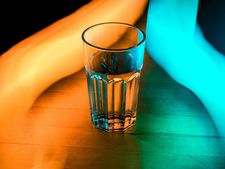 জল খাওয়ার সঠিক নিয়ম সম্পর্কে জানা আছে? 