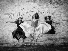 খুশি থাকার সহজ ১০ টি টিপস!