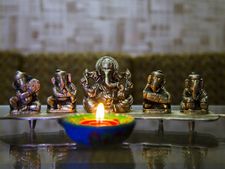 হিন্দু দেব-দেবতাদের পুজো করার সঠিক নিয়মগুলি সম্পর্কে জানা আছে? 