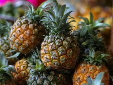 নিয়মিত আনারস খেলে সত্যিই কি ত্বকের উপকার হয়? 