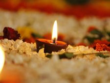 প্রতিদিন পুজো করার সময় এই নিয়মগুলি মেনে চলেন তো? না হলে কিন্তু...!