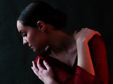 অসময়ে ত্বক কি যাচ্ছে বুড়িয়ে? তাহলে খান এই খাবারগুলি আর মেনে চলুন এই নিয়মগুলি!  