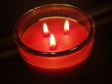 চটজলদি মরতে না চাইলে ভুলেও সুগন্ধি মোমবাতি ব্যবহার করবেন না!