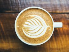 চা বা কফি খাওয়ার আগে জল না খেলে কিন্তু হাসপাতালে ভর্তি হতে হবে!