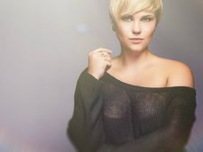 এই গরমে সূর্যের তাপের হাত থেকে চুলকে বাঁচাবেন কীভাবে জানা আছে? 