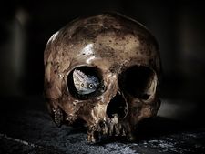 সাবধান: ভূতের খপ্পরে যদি পরতে না চান তাহলে সন্ধ্যার পর কলকাতা শহরের এই জায়গাগুলিতে যাবেন না যেন!