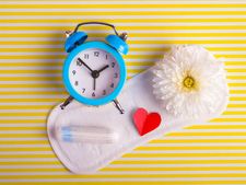 শরীরকে বাঁচাতে ভুলেও পিরিয়ডের সময় এই কাজগুলি করবেন না যেন! 