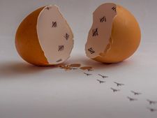 এই খাবারগুলি খাওয়ার পর যদি এই  কাজগুলি না করেন তাহলে কিন্তু মারাত্মক বিপদ হতে পারে! 