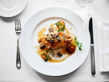 আপনার রাশি কি? জিজ্ঞাস করছি কারণ রাশি অনুযায়ী কী ধরনের প্লেটে খাবার খাওয়া উচিত তা জানা না থাকলে বিপদ