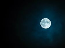 পূর্ণিমার দিন চাঁদের প্রভাবে আপনার ভাল হবে না মন্দ, সে সম্পর্কে জেনে নিন নিজের রাশিটা বিশ্লেষণ করে! 