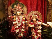 শ্রী কৃষ্ণের আশীর্বাদ লাভ করতে জন্মাষ্টমীর দিন এই নিয়মগুলি মেনে পুজো করতে ভুলবেন না যেন! 