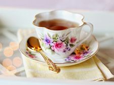 সকাল সকাল খালি পেটে চা খাওয়া উচিত নয় কেন জানা আছে? 